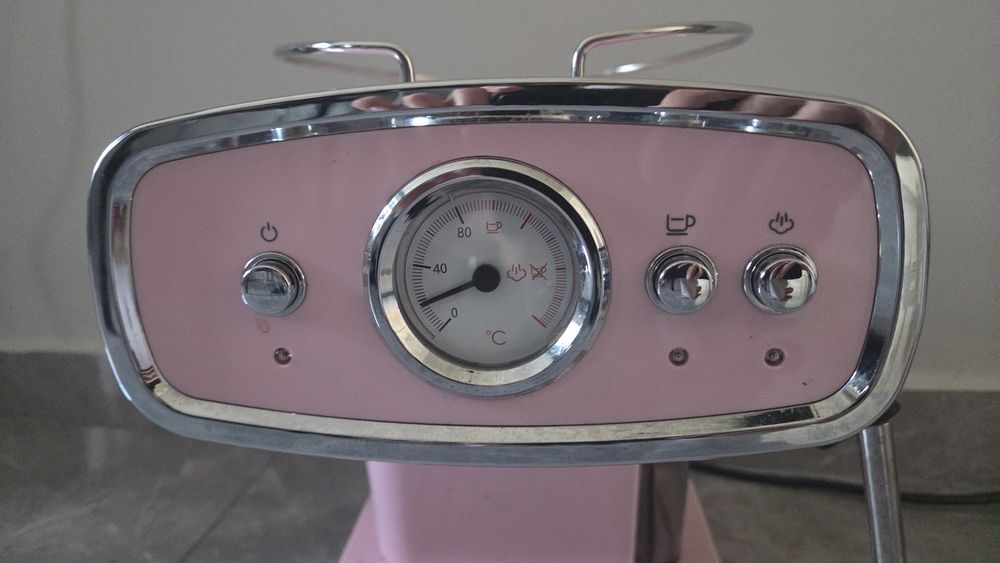 Aparat espresso retro roz