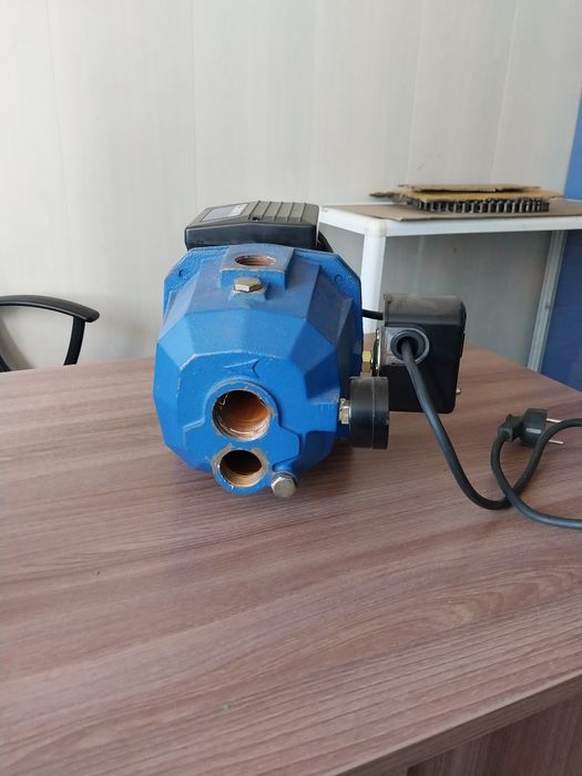 Насос водяной поверхностный
