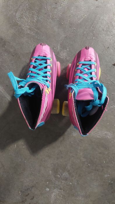 Ролкови кънки за момиче