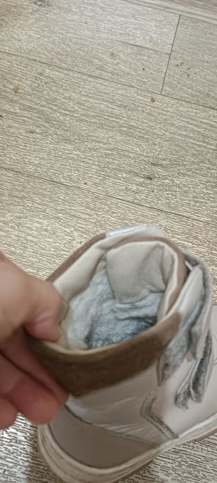 Продам сапожки зимние