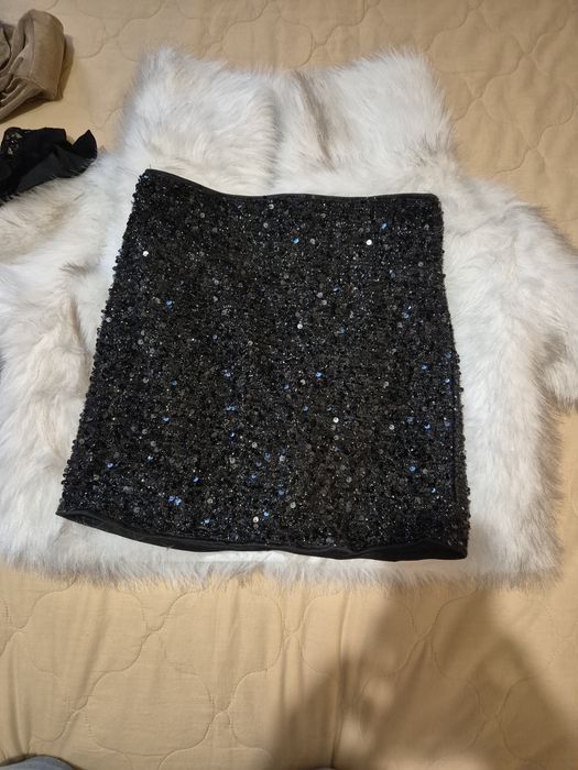 Къси поли в черно