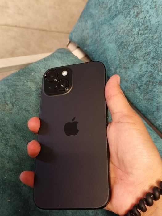 Apple iPhone 15