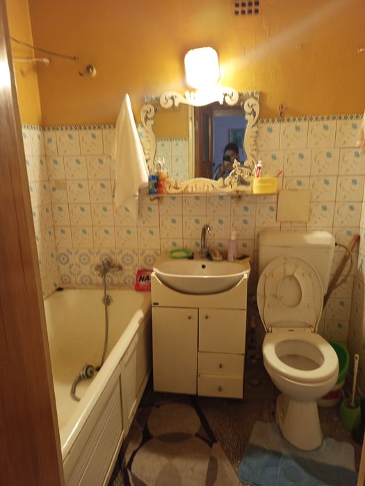 Închiriez 2 camere