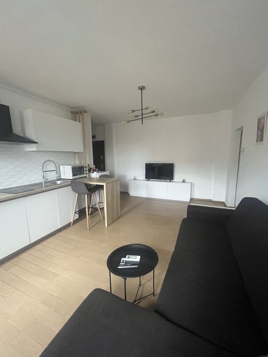 Apartament de închiriat