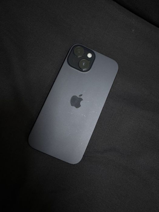 Срочно! iPhone 15, 256 ГБ