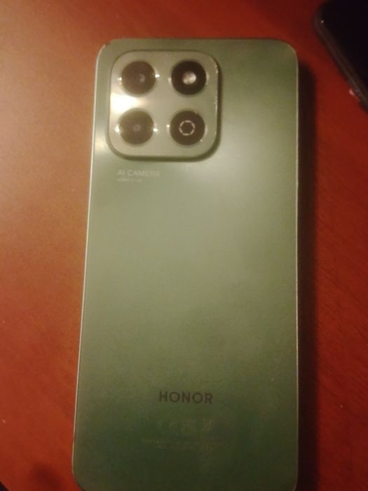 Продам телефон HONOR Х6В