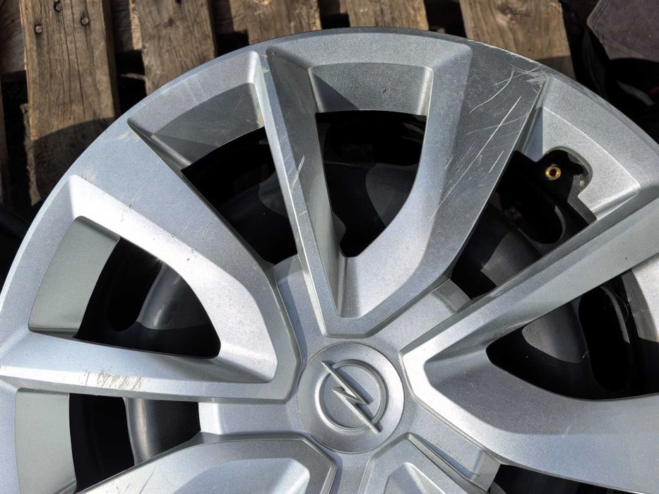 16 цола 4 х 108 мм Пежо / Ситроен / Опел / Фиат - 6,5 Инча / ЕТ 32