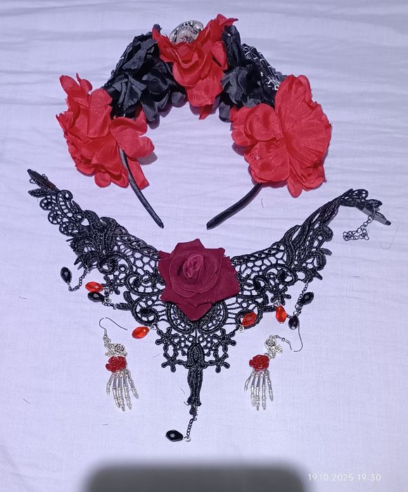 Vând costum dama Halloween Santa Muerte, masca Halloween, bal mascat