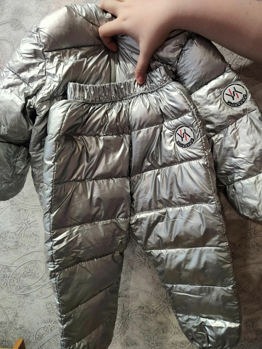 Продам детский комбинезон