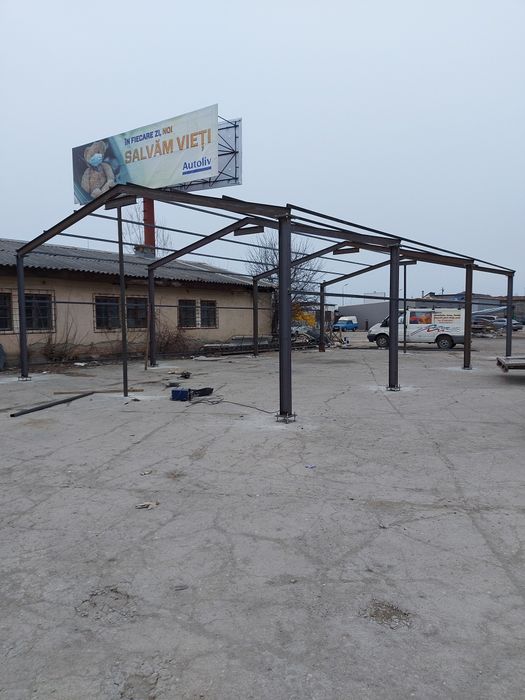 Vând hală metalica