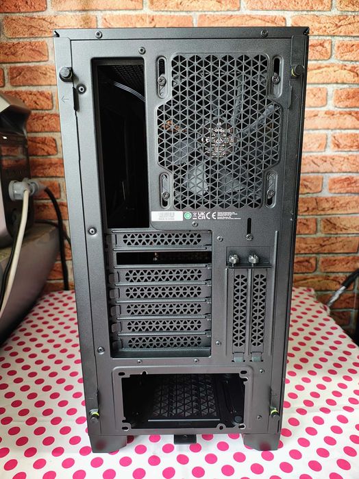Carcasa PC Corsair 4000D Airflow Black.
