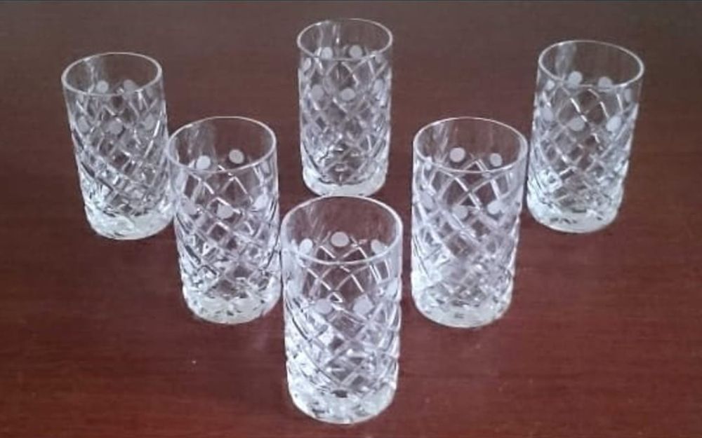 Набор хрустальных стопок