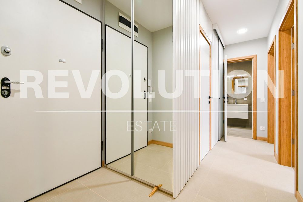 Дава се под наем Тристаен апартамент в София, Дружба 2 - 116 кв.м за 1000 € - Снимка #11