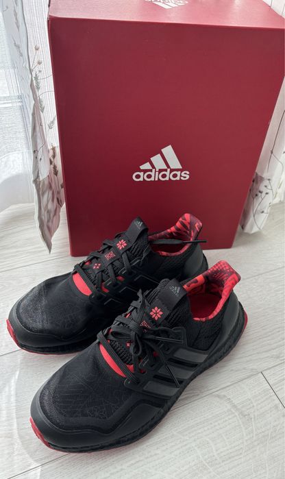 Adidas UltraBoost DNA Mono Chinese New Year маратонки