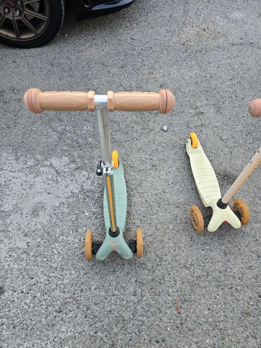 Детский самокат фирменный