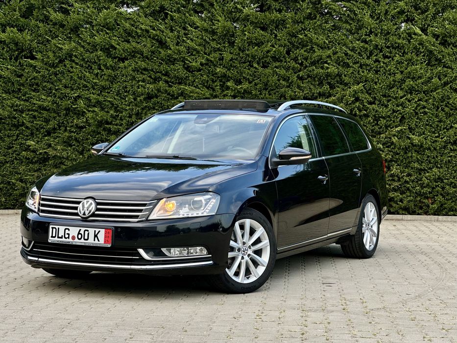 VOLKSWAGEN Passat