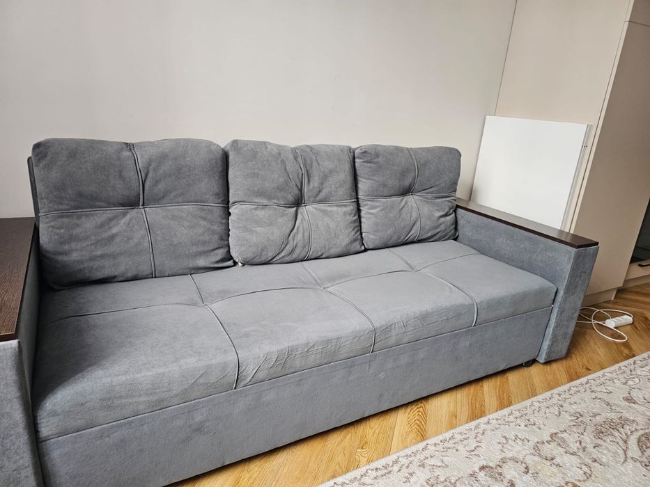 Продаю Диван б/у