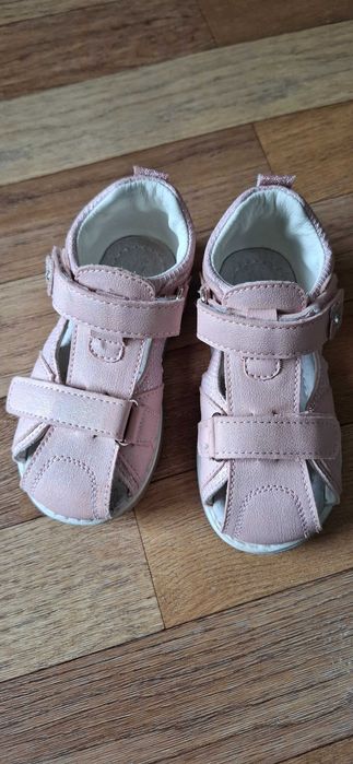Детски обувки, сандали