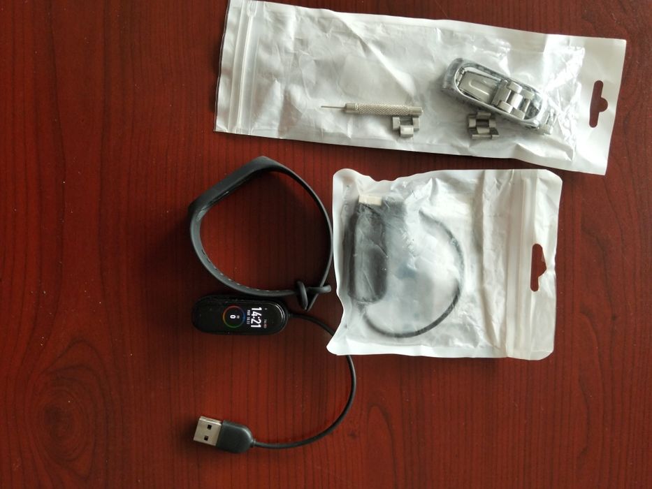 Garmin venu sq music defect+ incarcator , Xiaomi mi band 4