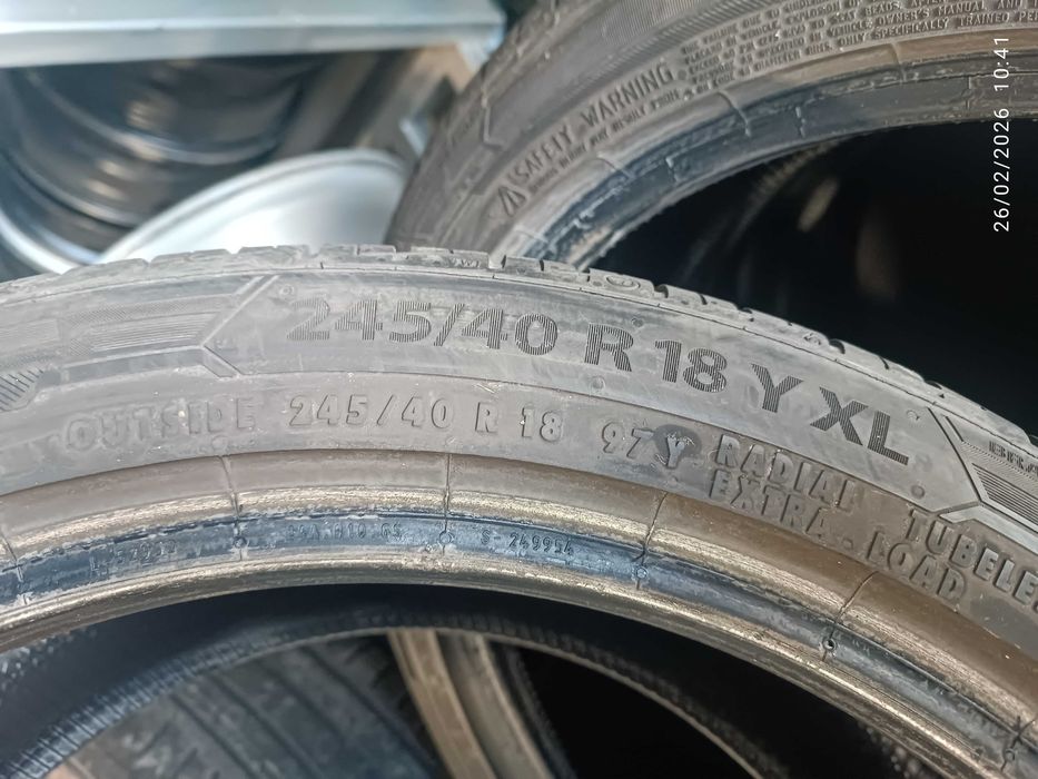 2бр.летни гуми 245/40/18 Barum