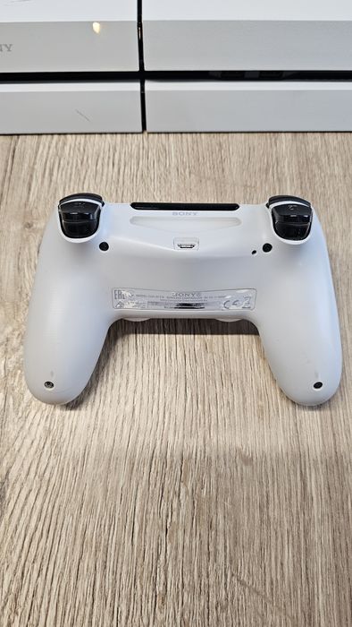 Sony PlayStation 4 Fat White