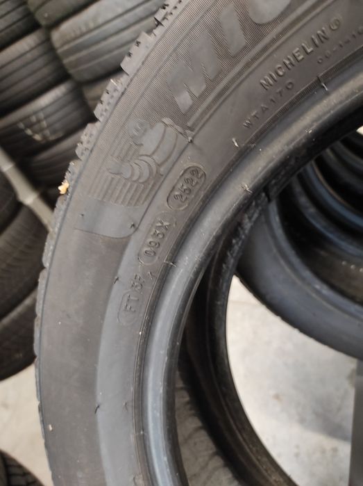 215/55/17 Michelin