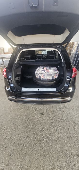 Hongqi HS5 full 2022/2023