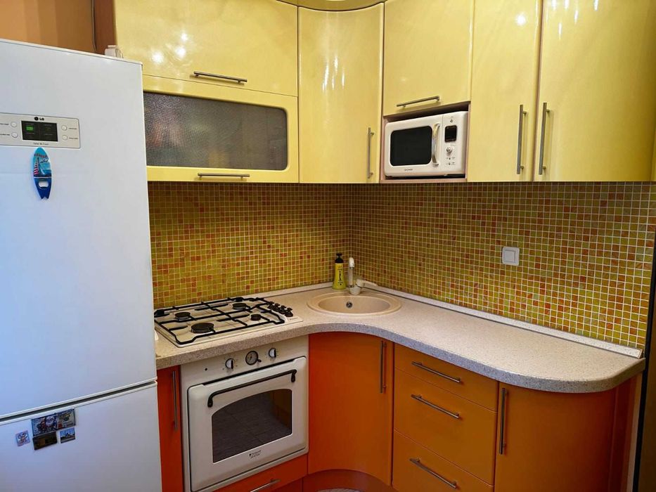 Продам 2 комн. кв. в районе Северного