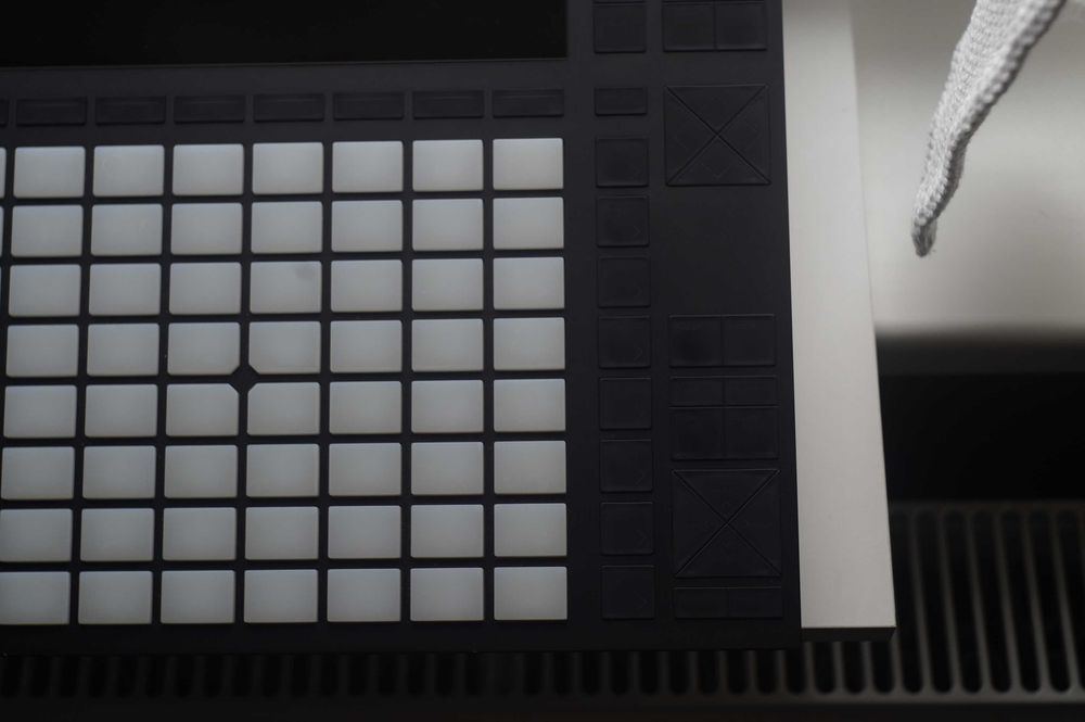 Ableton Push 2 cu Decksaver