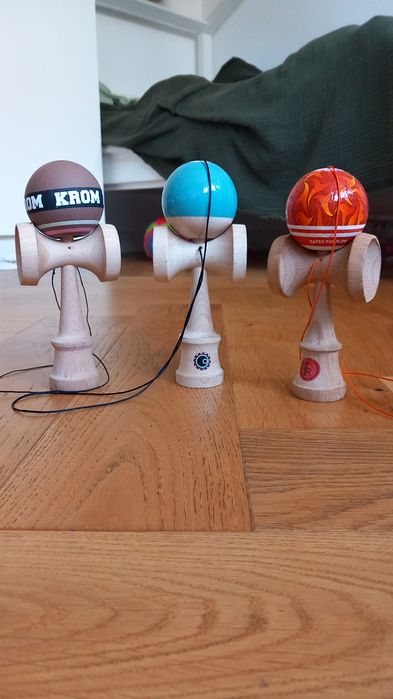 Kendame la schimb toate trei