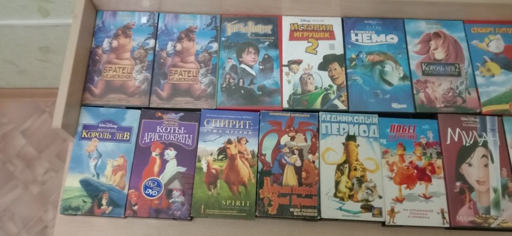 Видеокассеты лицензионные топовые мультфильмы