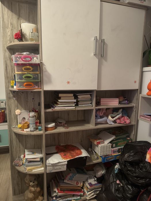 Dulap in forma patrata