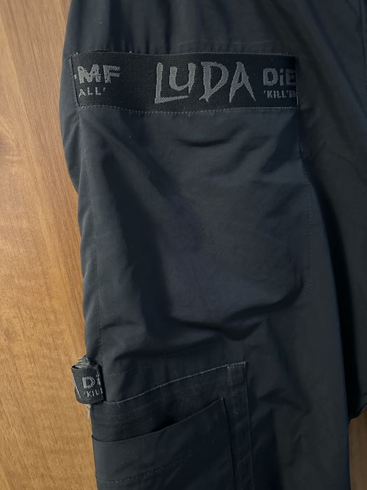 Luda Панталон.