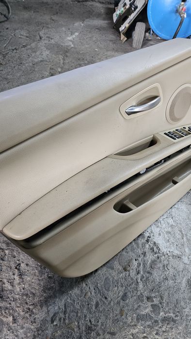 Предни кори за бмв е90 е91 bmw e90 e91 kori на вратите бежови