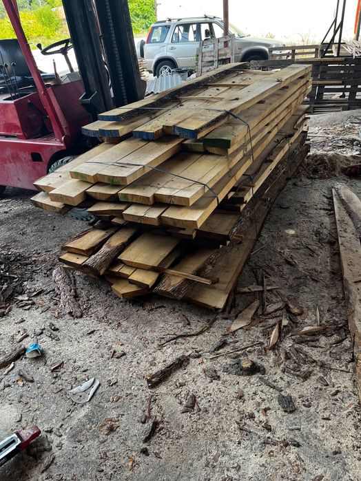 Дървен материал дъб дъски талпи янове сух