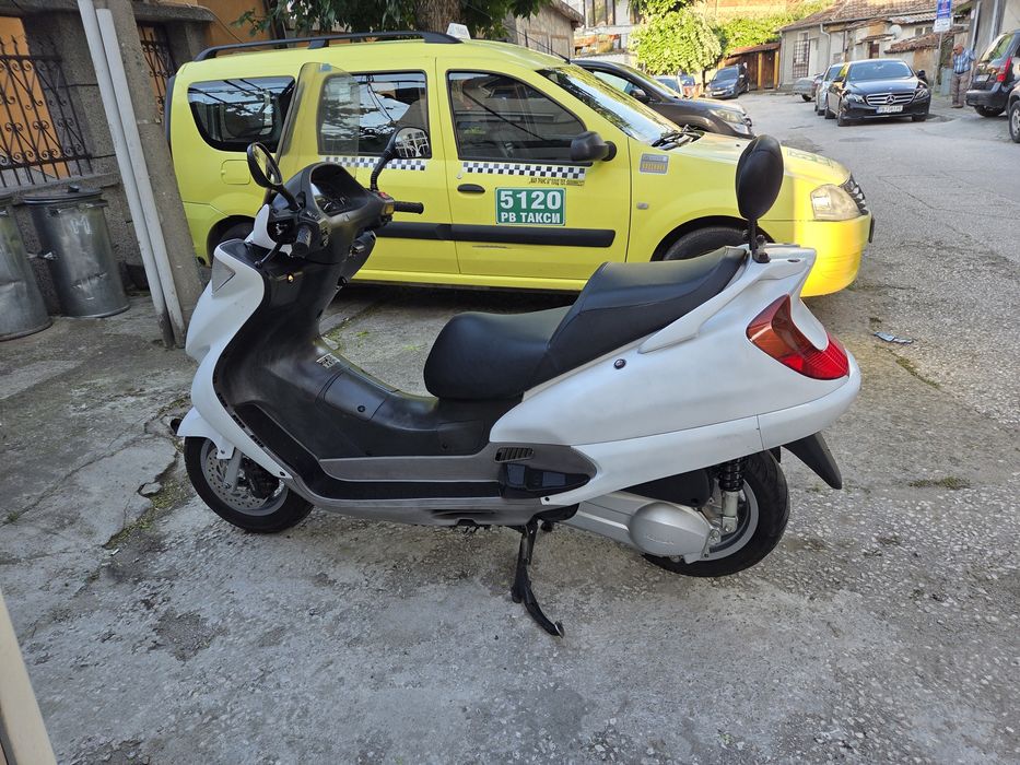 Honda foresight 250