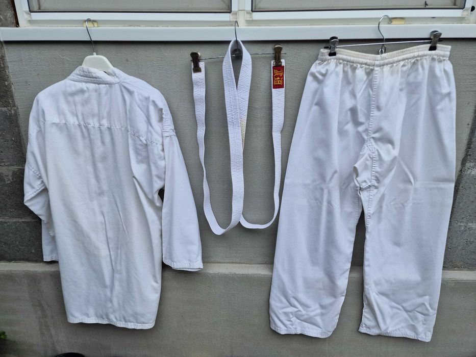 *Kimono Kumite Karate DO | 170 cm | centura