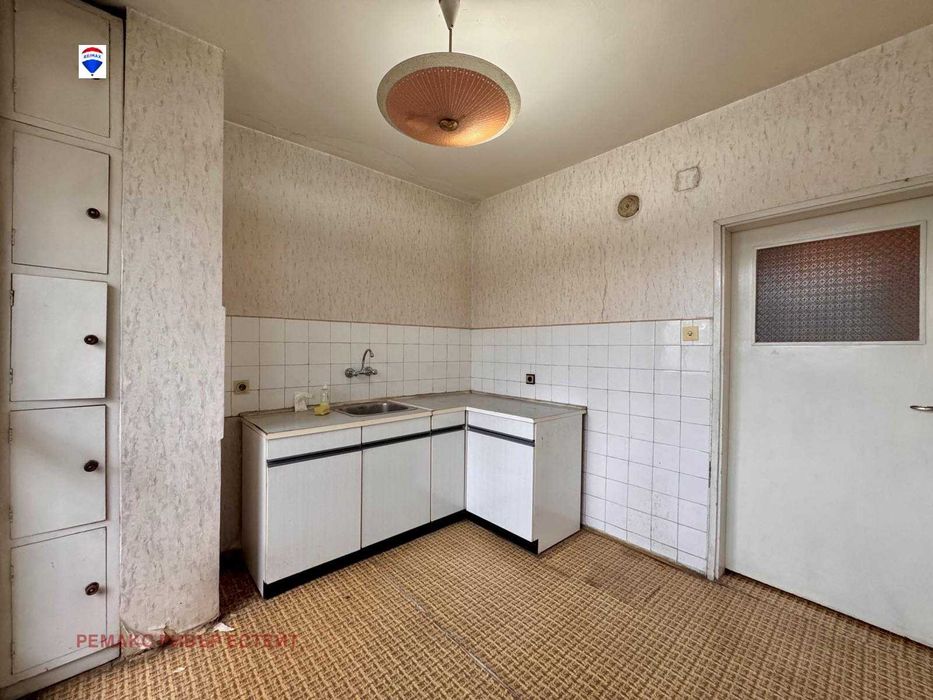 Продава се Тристаен апартамент в Русе, Възраждане - 78 кв.м за 1345 €/кв.м - Снимка #9