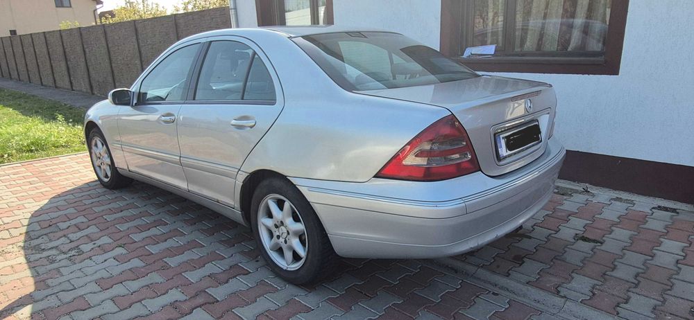 MERCEDES-BENZ C-Class 2003 — imagine 4