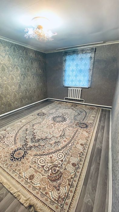 Продается дом сарай и гараж.