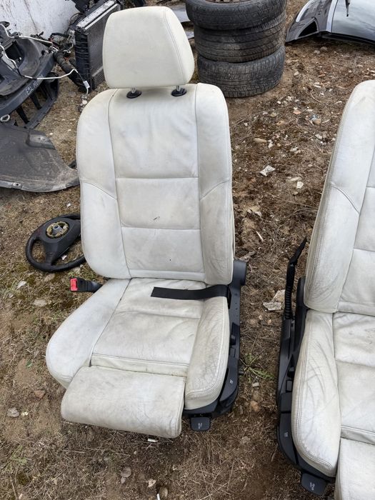 Предни рекаро седалки бмв е60/61 (salon bmw e60/61)