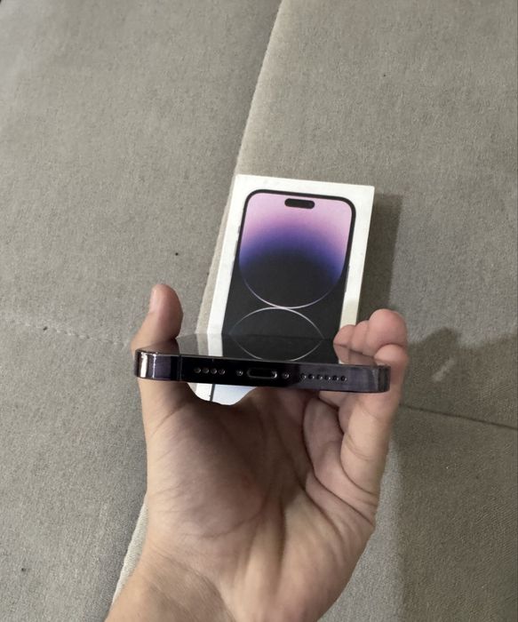 Срочно продаю Айфон 14 Про Макс