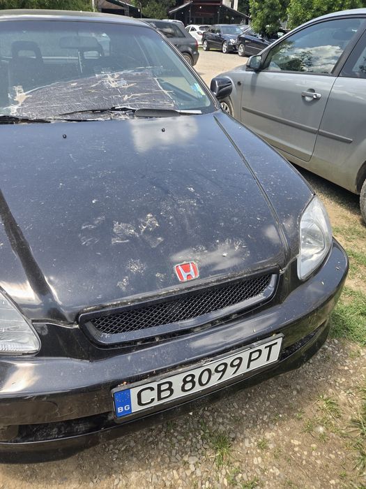 Продавам хонда сивик