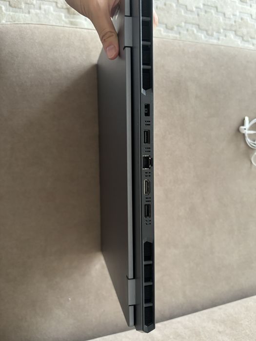 Lenovo LOQ 15ARP