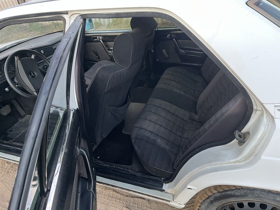 Мерседес 190 автомат