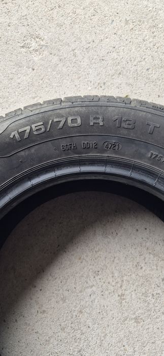 Гуми Унироял 175.70.13 чисто нови