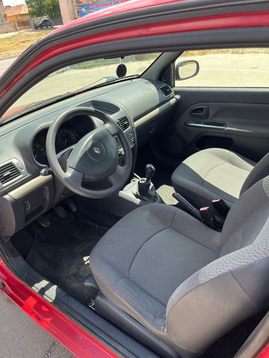 Renault clio 2 an 2005