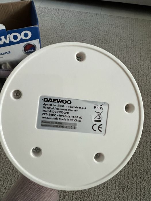 Aparat de calcat de mana cu abur