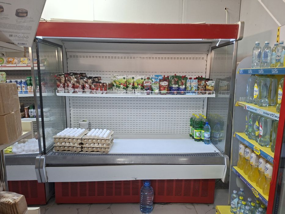 Витринный холодильник