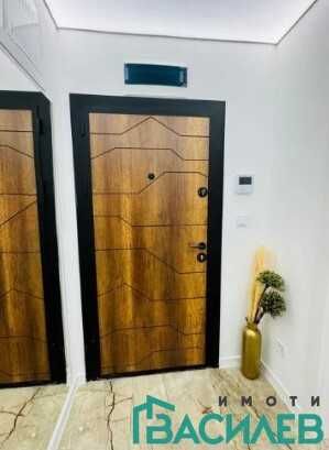 Продава се Едностаен апартамент в София, Център - 43 кв.м за 1661 €/кв.м - Снимка #9